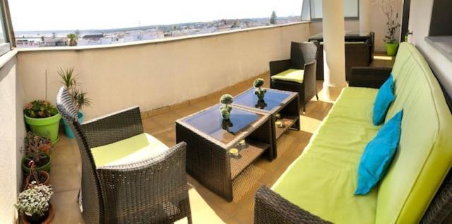 Gatu Premium Atico Parra, Parking, Piscina Comun, Terraza, Wifi , " Preferente Mayores De 25 Anos Y Familias " El Puerto de Santa María Eksteriør billede